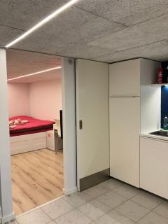 Hyggeligt værelse, egen indgang & gode faciliteter - 3