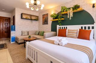 SOUTH SUITES , Sadi Road - 0
