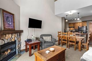 Alpine Luxe Loft with Ski In Ski Out and Gym - 5