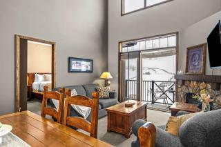Alpine Luxe Loft with Ski In Ski Out and Gym - 4