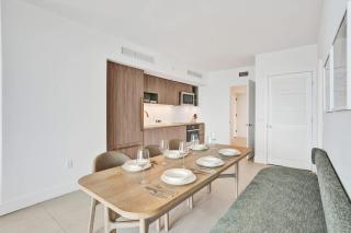 NEW spectacular 3B3B Ocean view 28th Floor - 5