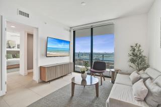 NEW spectacular 3B3B Ocean view 28th Floor - 6