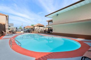 Best Western Center Pointe Inn - 8