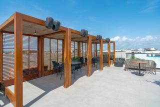 IT Residences 205 - 1BR Condo, Rooftop Pool - 1