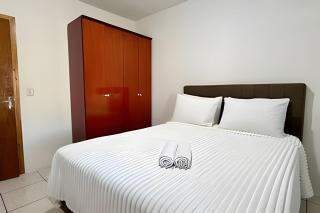 Casa com 3 Quartos e 2 Banhos - Localização top - 7