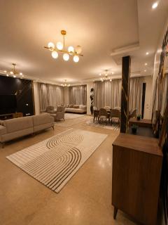 Casa Beverly Hills Signature 3BR Residence - 1