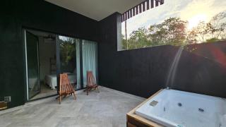 Amazing 1bdr Jacuzzi steps from sea maya ruins - 5