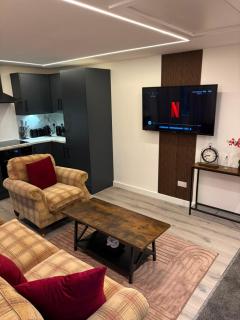 Modern Private Guest House - Free Parking - 5