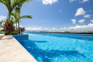 Premium Studio Luxury Amenities rooftop pool - 2