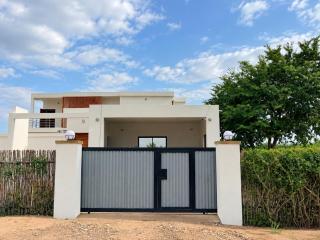 Zambira Holiday Home - 0