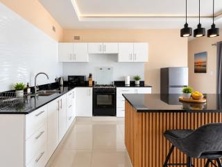 Zambira Holiday Home - 9
