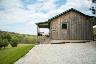 Secluded Hocking Hills Villa with Pond and Hot Tub - 5