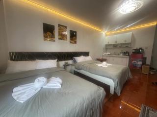 Burnham Haven at Ina Mansion - 2