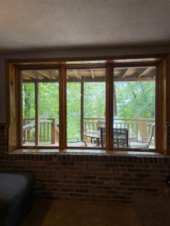 Waterfront Lake Views Villa with Hot tub in Hocking Hills - 8