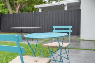 Casa Mykonos Modern 2BR Near Coral Gables - 1