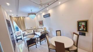 Entire House, main DHA 9 Town, 7 min from DHA Raya - 5