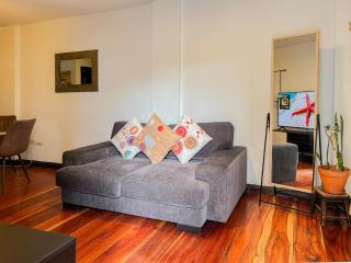 Colonial Retreat in Cuenca by the Tomebamba - 5