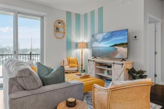 Shoreline: 2BR Condo Near Downtown The Bay and Wineries - Traverse City - 0