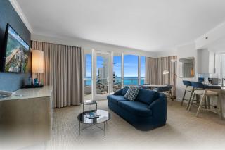 FontaineBleau Miami Beach Tresor Private Luxury Suites - 0