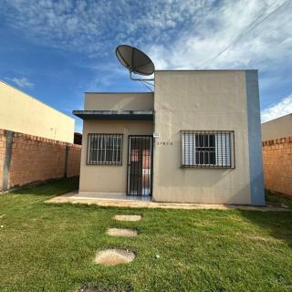Casa Completa Mobiliada com 2 Quartos em otima Localização - 1