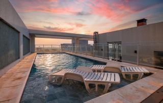 Remote Work Retreat Balcony BBQ Pool & Gym - 3