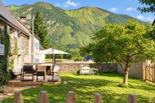 Maison de charme, bain nordique, Proche Saint-lary, 5 chambres - 0