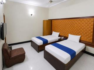 BNB Rose Lodge Family Guest House - 1