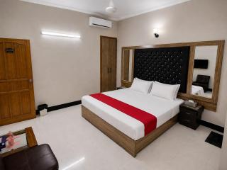 BNB Rose Lodge Family Guest House - 7