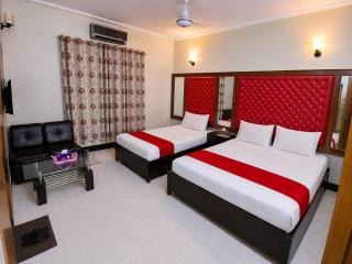 BNB Rose Lodge Family Guest House - 5