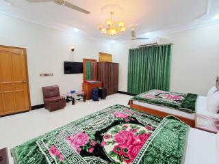 BNB Rose Lodge Family Guest House - 2