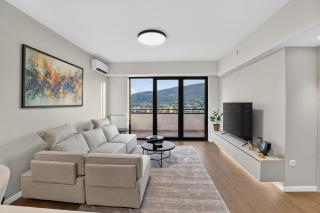 Grand River Lux Apartment - 0