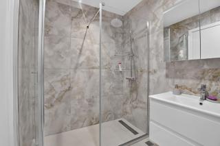 Grand River Lux Apartment - 2