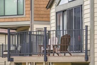 Tahoe Keys Loft Condo Garage Near Casinos and Lake - 5