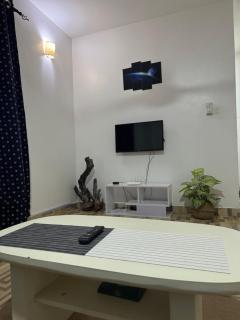 Apartment on the highway Voi - 8