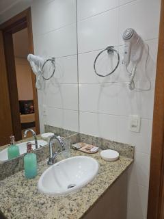Flat GOLDEN Saint Moritz, TOP 18, Aconchegante e Ventilado, Vista Esplanada, Ander Alto, Região Central de Brasília, Executivo ou Família - 1