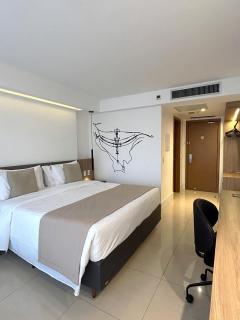 Flat Particular no Tryp - Piscina Aquecida - Estacionamento - Frente ao Shopping - TV - WIFI - Ar Cond - Serviço de Quarto - 7