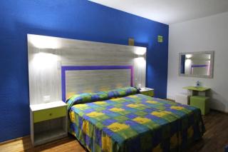 Hotel Gilbert - 8