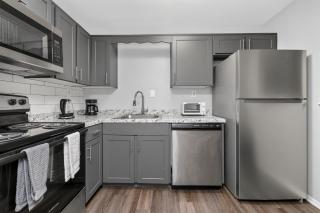 Charming Home with Modern Features - 4