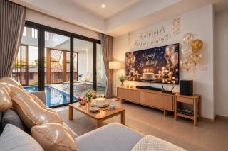 Luxury 4BR Pool Villa - 3