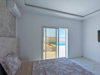 Escape to Villa Yasmina - 3