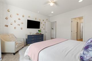 The Explorer! Extra Game Room, Fire pit Sleeps 10! - 7