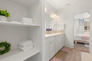 The Explorer! Extra Game Room, Fire pit Sleeps 10! - 4