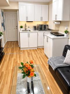 Cozy Private Studio Apartment - 6