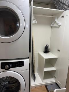 Cozy Private Studio Apartment - 2