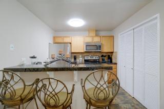 Cozy Condo 6 Mi to Downtown Reno! - 1