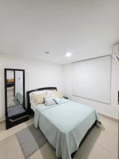 Apartamento frente a Estación del metro Vía Argentina - 5