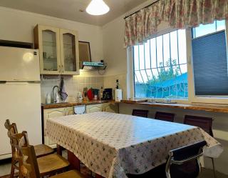 AURA Guesthouse - 9