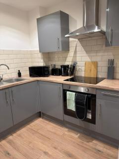 Luxury 1-Bed Apartment Central Location - 1