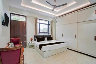 Townhouse Hotel SRV inn - 8