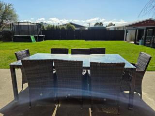 Family home with Spa, sandpit, and BBQ area - 9